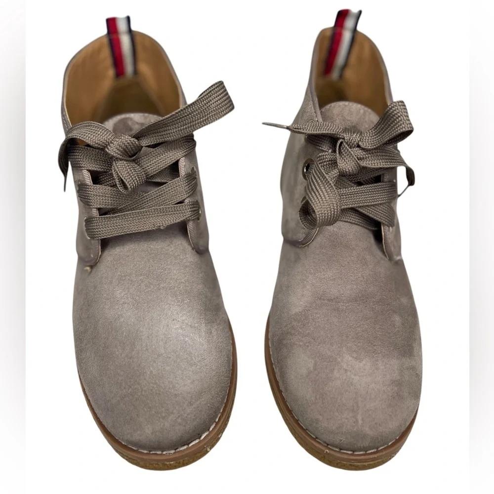Tommy Hilfiger Taupe Suede Balbina Lace Up Ankle Chukka Casual Boots Size 8.5
